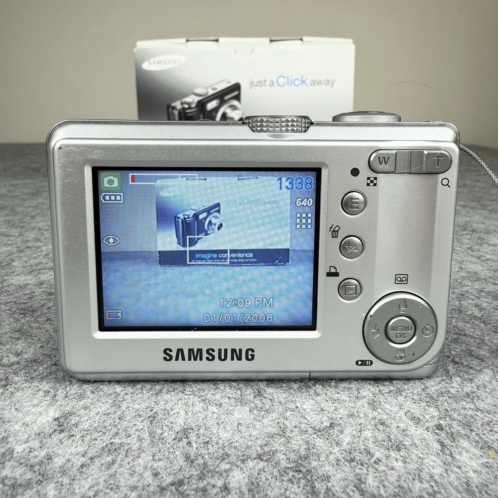 SAMSUNG Digimax S600, 6MP Compact Digital Camera Silver, Tested & Working - Picture 7 of 11